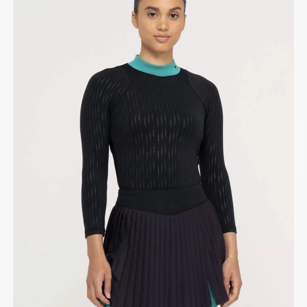 Bad Birdie The Links Mock Top Womens Medium Black Cropped Long Sleeve Golf
